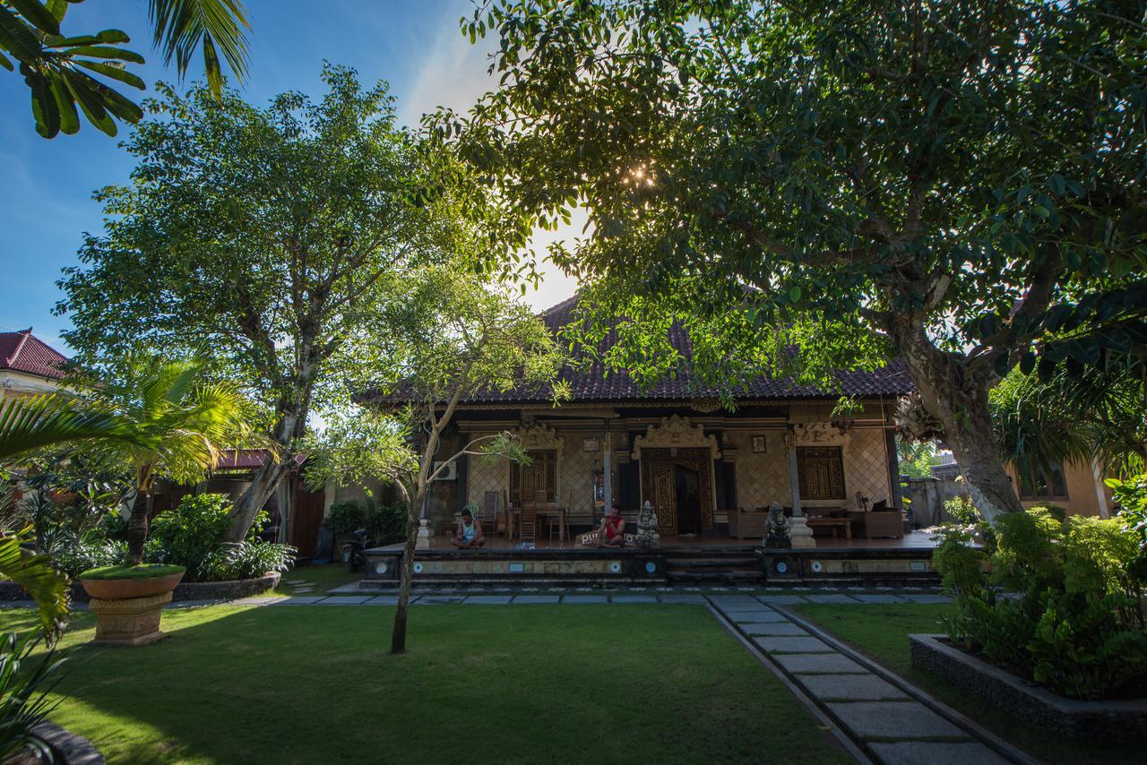 Puri Nusa Beach Hotel Lembongan Exterior foto